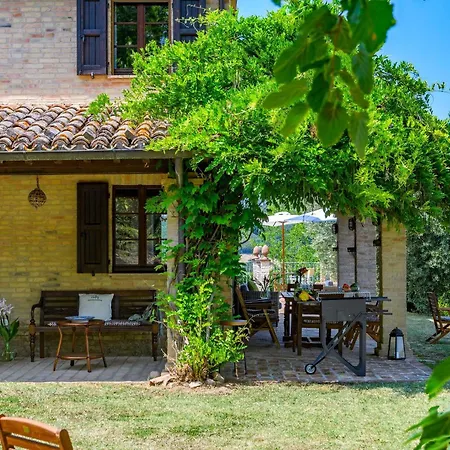 بيت للعطل La Girolima, Marchferienhaeuser Mondavio
