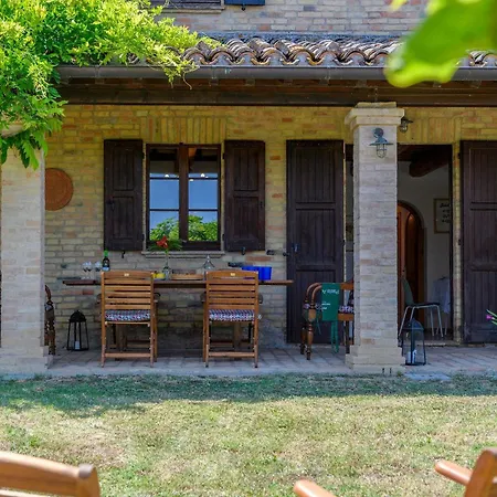 La Girolima, Marchferienhaeuser Hébergement de vacances Mondavio
